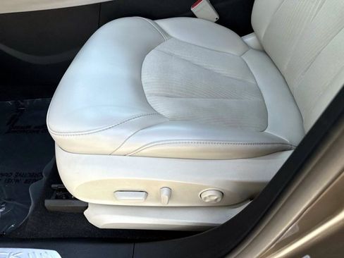 Used 2019 Buick Envision Preferred FWD image 20