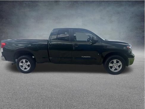 Used 2013 Toyota Tundra 4x4 Double Cab w/ Tow Pkg image 9
