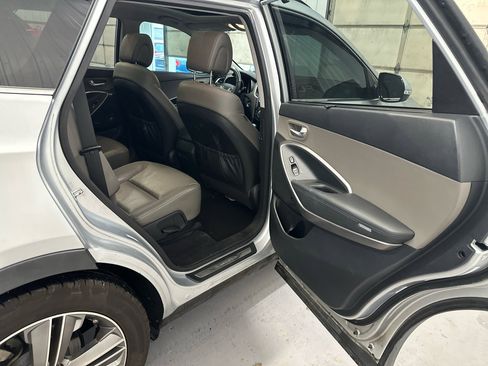 Used 2016 Hyundai Santa Fe Limited w/ Option Group 04 image 42