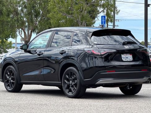 Certified 2024 Honda HR-V Sport image 6