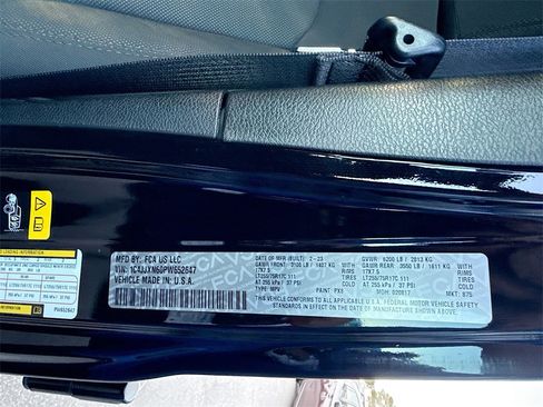 Used 2023 Jeep Wrangler Unlimited image 36