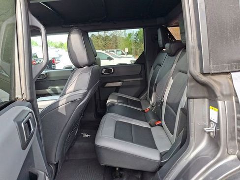 Used 2021 Ford Bronco Black Diamond AWD/4WD image 8