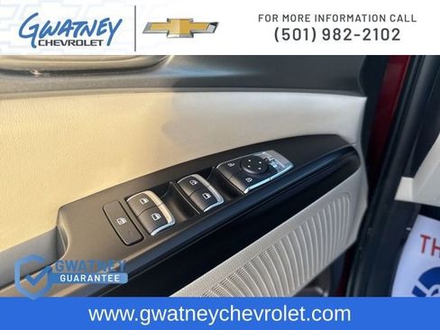 Used 2024 Kia Carnival LX image 20