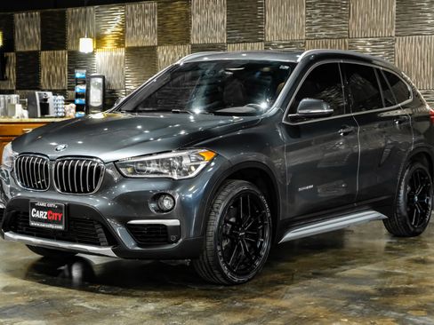 Used 2017 BMW X1 sDrive28i image 9
