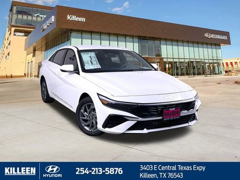 New 2025 Hyundai Elantra Blue image 1