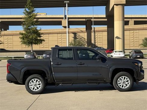 New 2025 Toyota Tacoma SR5 image 3
