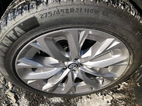 Used 2024 MAZDA CX-90 3.3 Turbo w/ Premium Package image 26