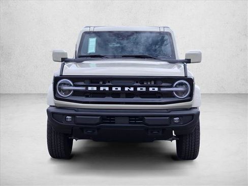 New 2026 Ford Bronco Outer Banks AWD/4WD image 2