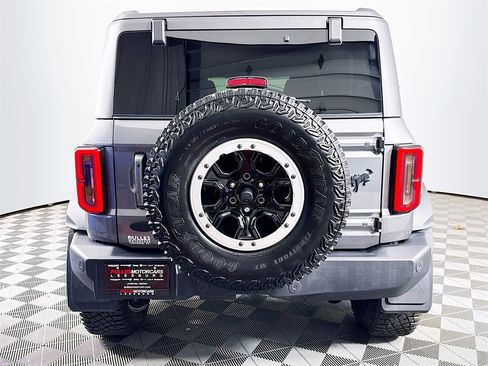 Used 2024 Ford Bronco Outer Banks w/ Sasquatch Package image 6