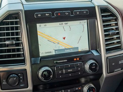 Used 2020 Ford F250 Platinum AWD/4WD image 27
