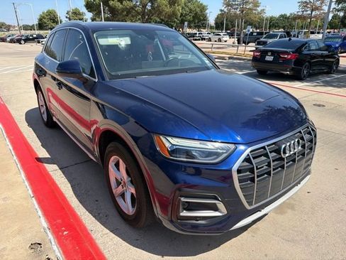 Used 2021 Audi Q5 2.0T Premium w/ Convenience Package AWD/4WD image 3