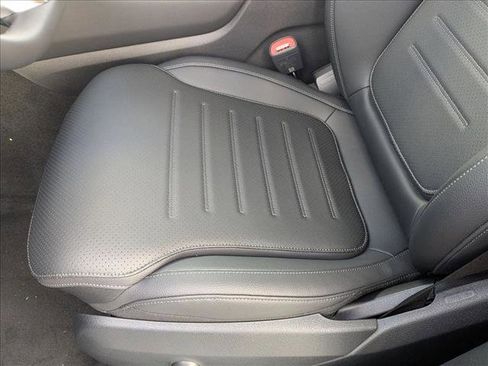 New 2026 Mercedes-Benz GLC 300 GLC 300 image 4