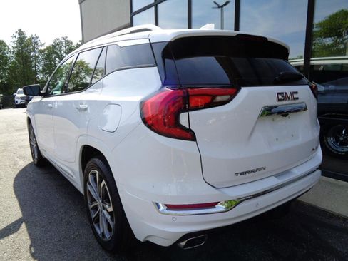 Used 2019 GMC Terrain Denali w/ Advanced Safety Package AWD/4WD image 7