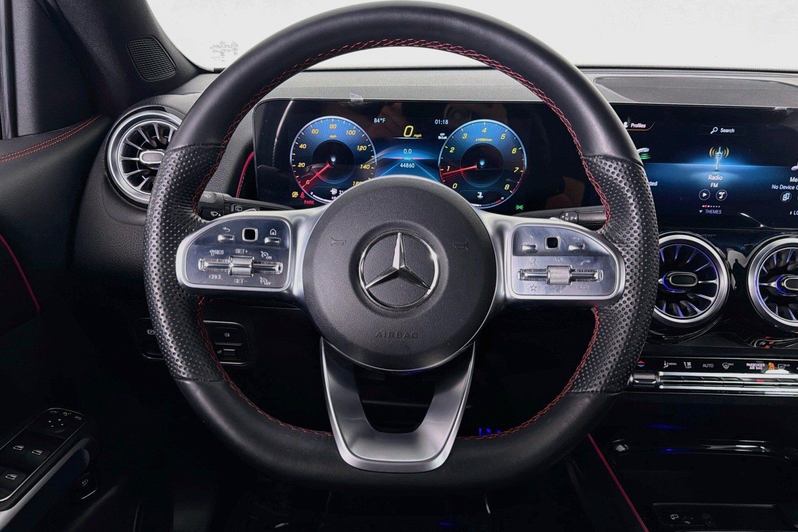 Used 2023 Mercedes-Benz GLB 250 image 18