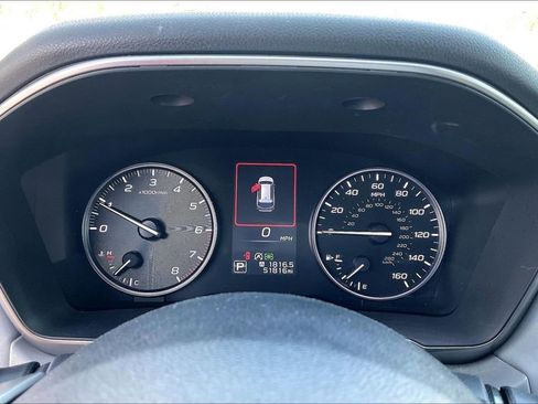 Used 2024 Subaru Outback Limited image 16