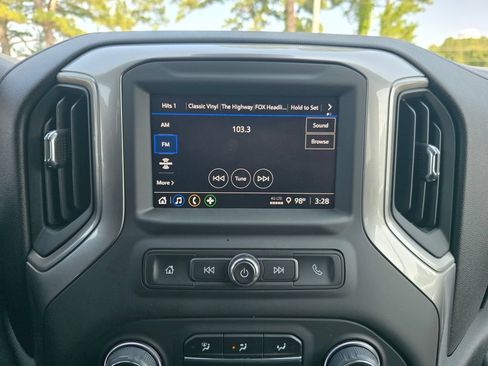 Used 2025 Chevrolet Silverado 2500 Custom w/ Custom Value Package AWD/4WD image 19