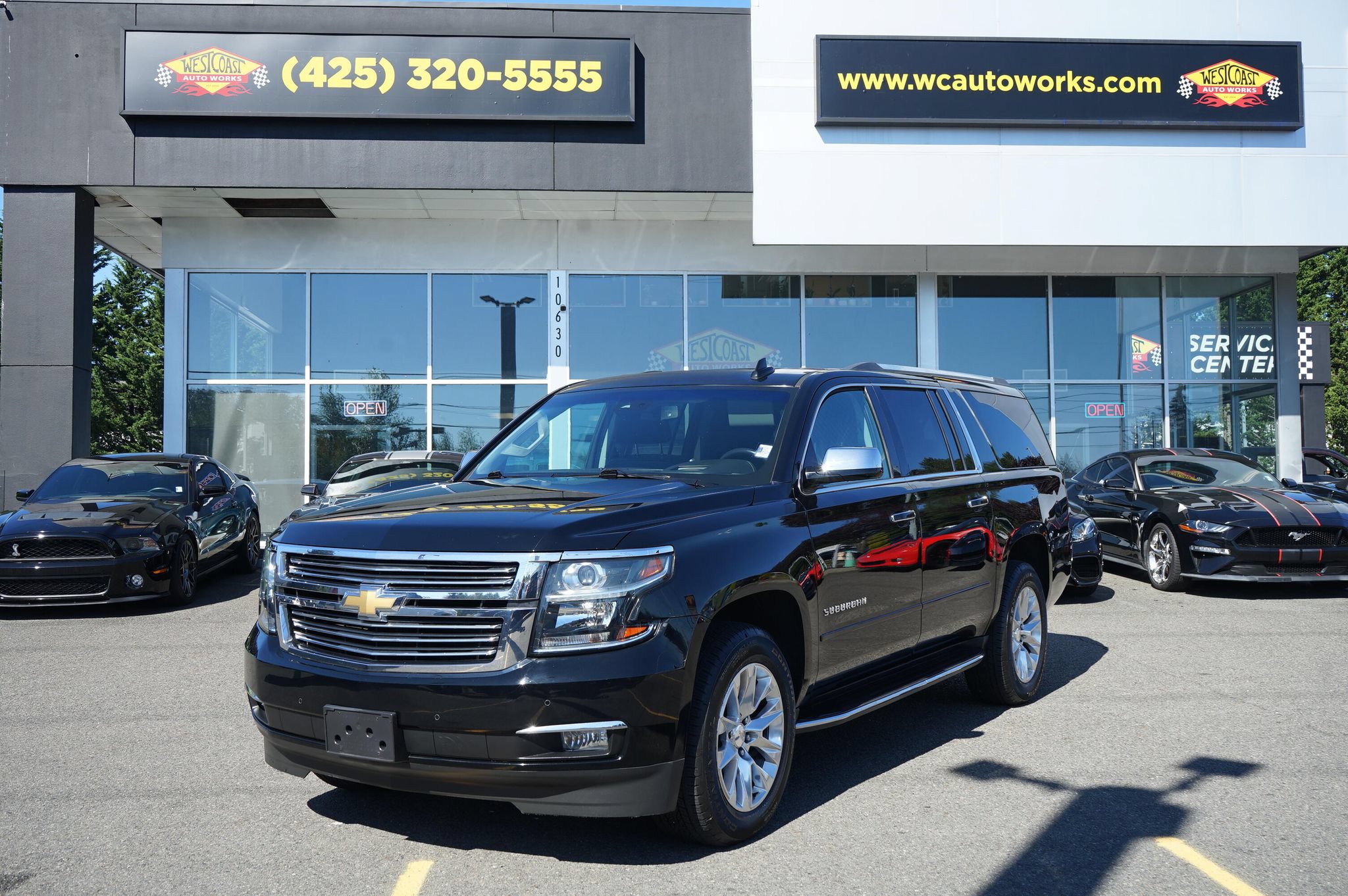 Used 2017 Chevrolet Suburban Premier AWD/4WD image 1