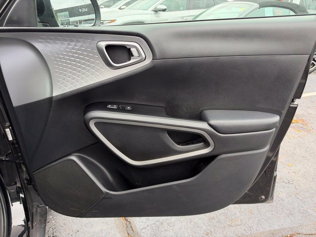Certified 2024 Kia Soul LX w/ Option Group 015 FWD image 28