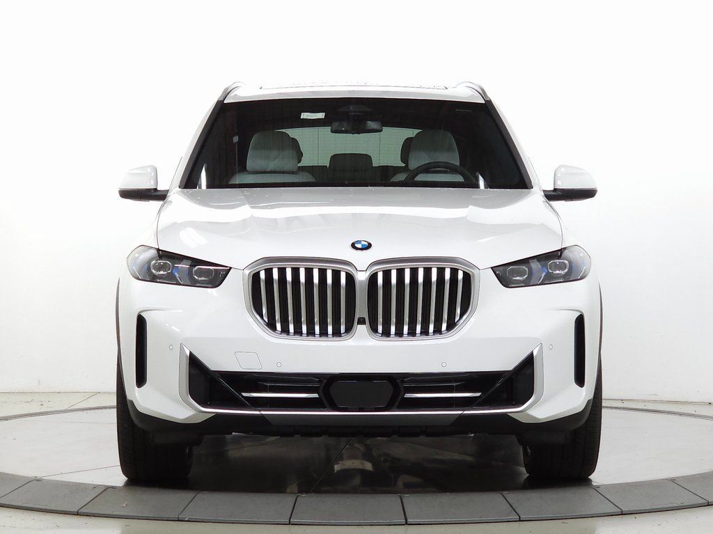 Used 2026 BMW X5 xDrive40i w/ Climate Comfort Package AWD/4WD image 2