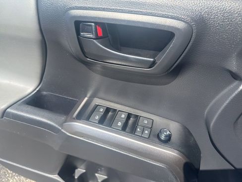Used 2023 Toyota Tacoma SR5 w/ Technology Package AWD/4WD image 26