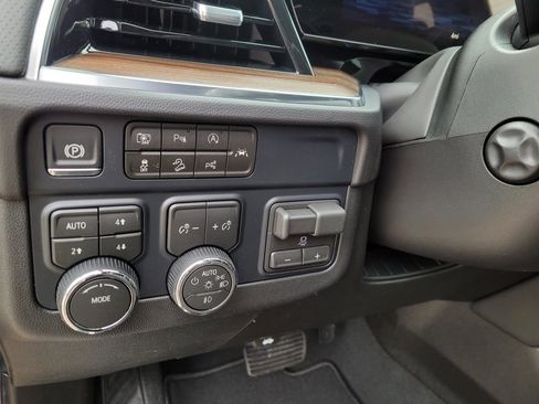 New 2026 Chevrolet Tahoe High Country w/ Sun And Tow Package image 19