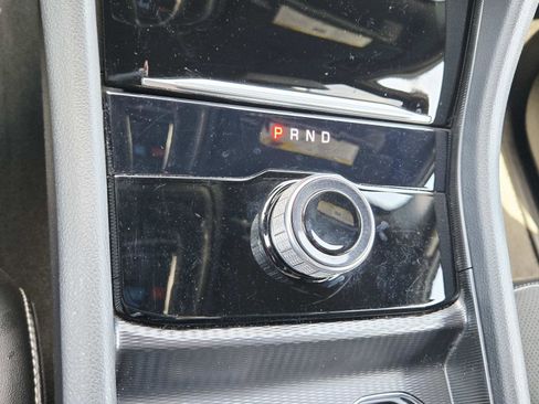 Used 2024 Jeep Grand Cherokee Altitude image 32