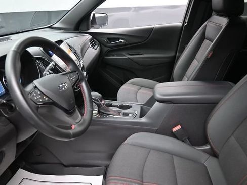 Certified 2024 Chevrolet Equinox RS FWD image 16
