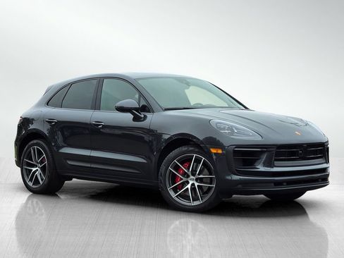 Used 2023 Porsche Macan S AWD/4WD image 1