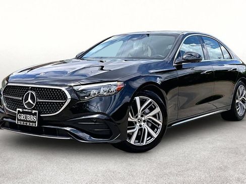 Used 2025 Mercedes-Benz E 350 Sedan image 15