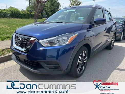 Used 2020 Nissan Kicks SV FWD image 1