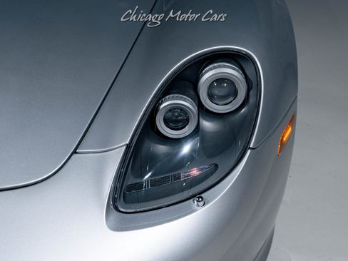 Used 2005 Porsche Carrera GT RWD image 52