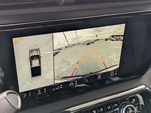 Used 2024 GMC Sierra 2500 AT4 w/ AT4 Premium Plus Package image 22