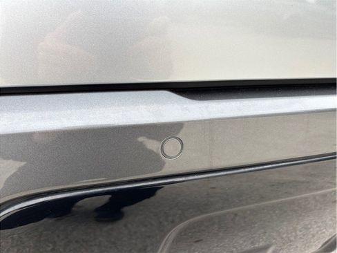 Used 2020 Land Rover Range Rover Sport HSE image 17