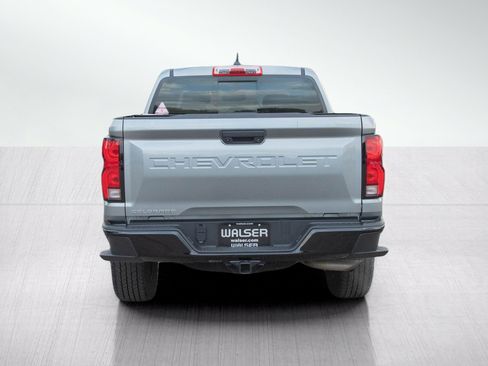 Used 2023 Chevrolet Colorado Z71 w/ Z71 Convenience Package 2 AWD/4WD image 4