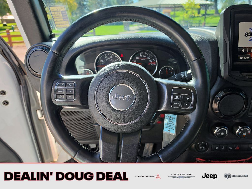 Used 2017 Jeep Wrangler Unlimited Rubicon AWD/4WD image 15