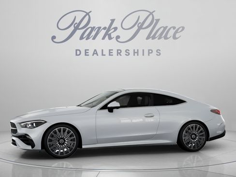 Certified 2026 Mercedes-Benz CLE 300 4MATIC Coupe image 4