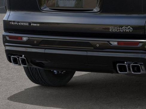 New 2026 Chevrolet Traverse High Country image 14