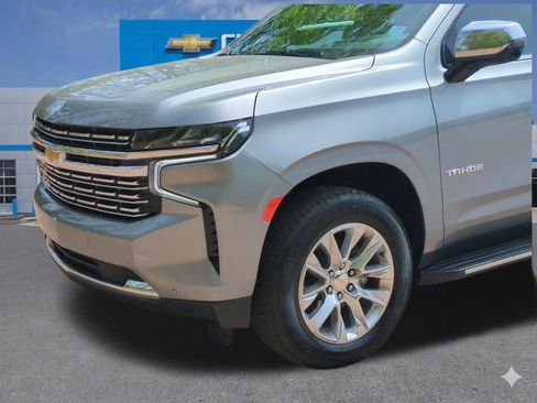 Used 2024 Chevrolet Tahoe Premier w/ Premium Package image 10