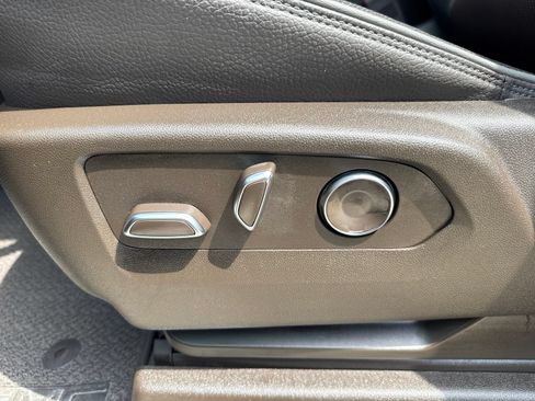 Used 2025 GMC Sierra 1500 Denali AWD/4WD image 21
