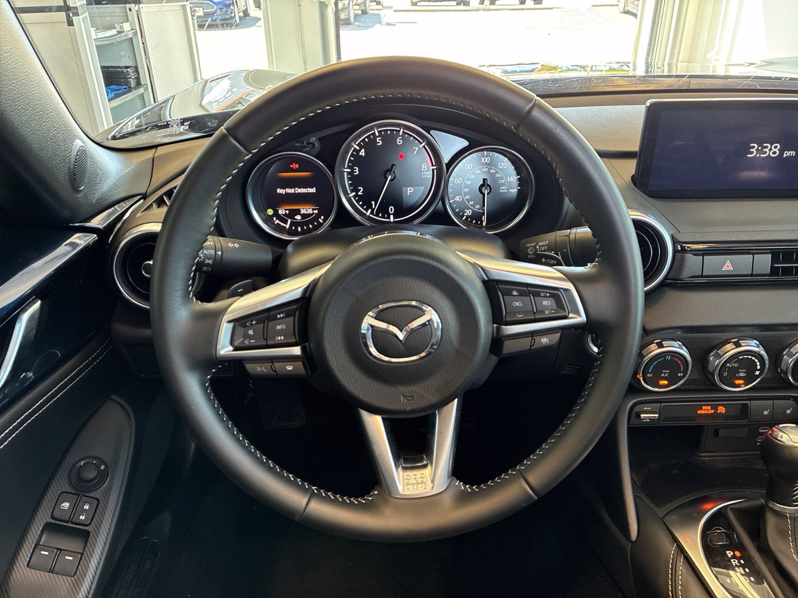 Used 2026 MAZDA MX-5 Miata RF Grand Touring RWD image 15