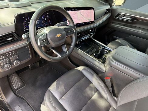 Certified 2025 Chevrolet Tahoe LT AWD/4WD image 4