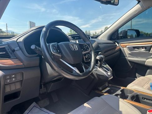 Used 2020 Honda CR-V Touring image 13