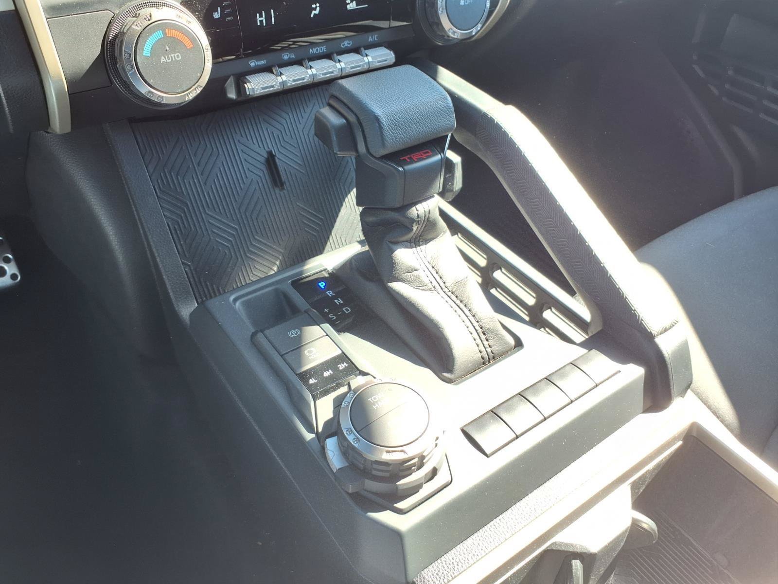 Used 2024 Toyota Tacoma TRD Sport AWD/4WD image 13
