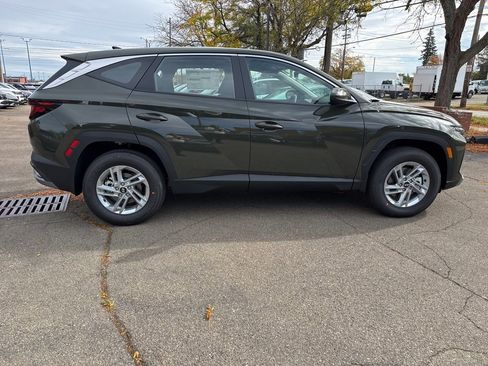 New 2026 Hyundai Tucson SE image 8