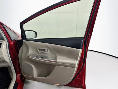 Used 2012 Toyota Prius V Three FWD image 29