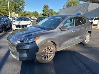 Used 2022 Ford Escape SE w/ Cold Weather Package image 1