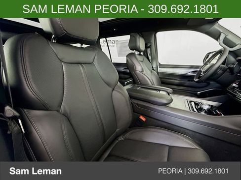 New 2026 Jeep Grand Wagoneer 4WD image 31