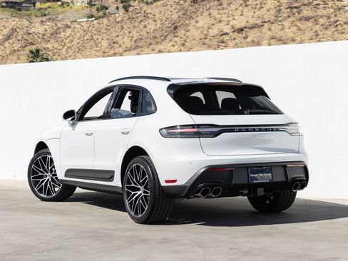 New 2026 Porsche Macan AWD/4WD image 3