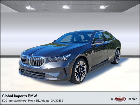 Used 2026 BMW 530i w/ Premium Package RWD image 1