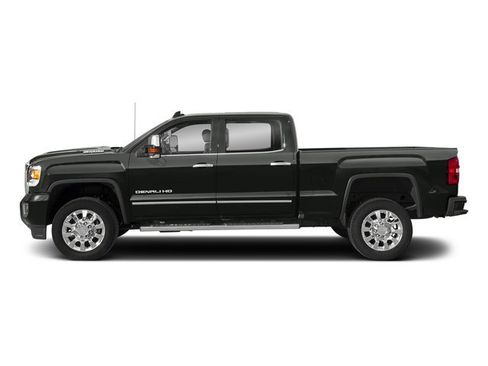 Used 2018 GMC Sierra 2500 Denali w/ Duramax Plus Package image 5